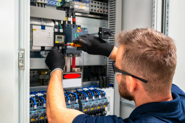 Best Commercial Electrician Services  in South Miami, FL